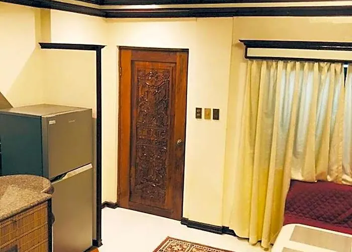 The Mansion- Near Naia Airport Terminal Pasay Apartment *